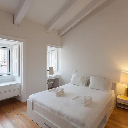 Flh Restauradores Mezzanine With View Апартаменты